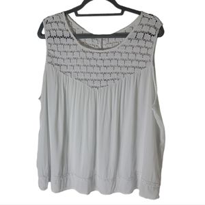 Old Navy sleeveless lace yoke scoop neck plus size white top size XXL